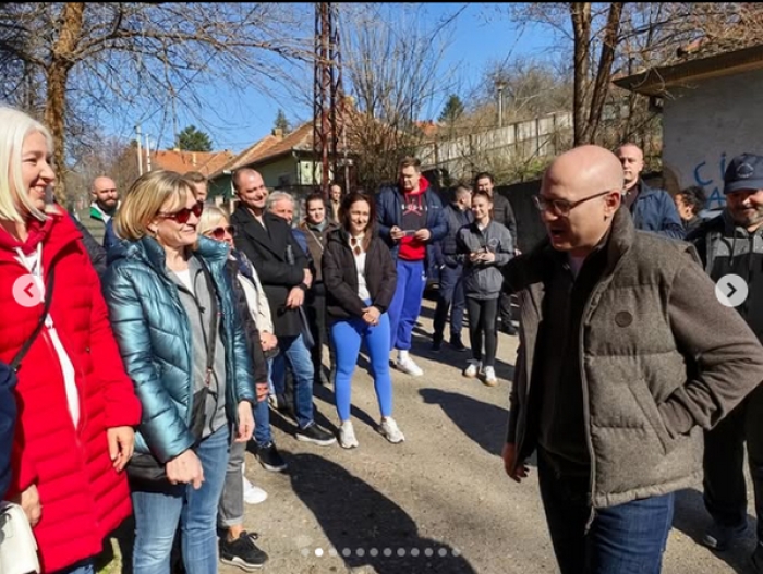 SNS u Kuli bez Kuljana? Na Vučićevićevim slikama - Srbobranci