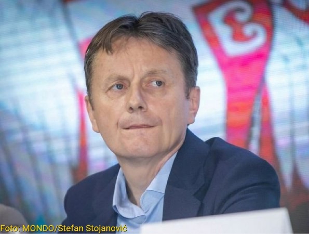 Moždani udar prvog operativca : Kako bi zdravstveni problem Darka Glišića mogao da uzdrma temelje SNS-a