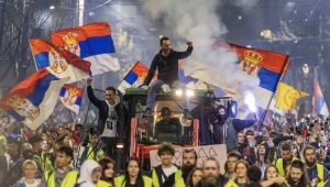 Srbobranci &quot;pumpali&quot; na najvećem skupu ikada !